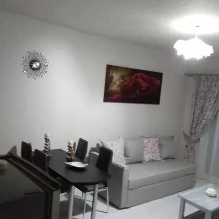 Eirini Apartament Potos