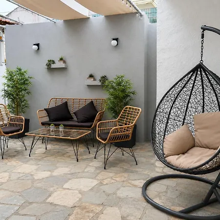 Eirini Apartament Potos